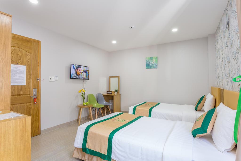 Camila Airport Hotel Hotel 3*