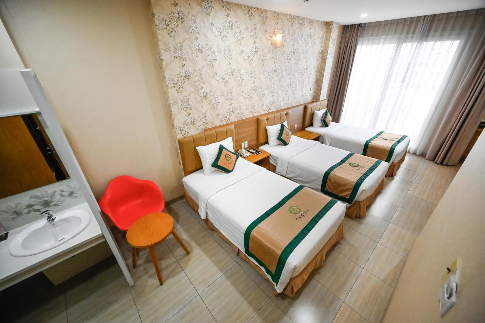 Camila Airport Hotel 3*